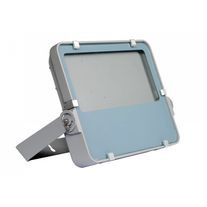 100 - 200 WATT PROJEKTÖR