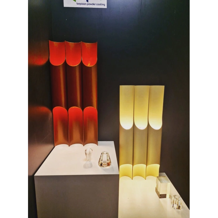 Lumetron – Minimalist Metal Duvar Lambası