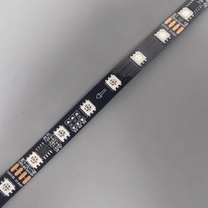 Ledronics Premium 24V RGB Pixel 60 LED/m 14.4W IP20 Çift Data 5050 Adreslenebilir LED Şerit (5 metre)
