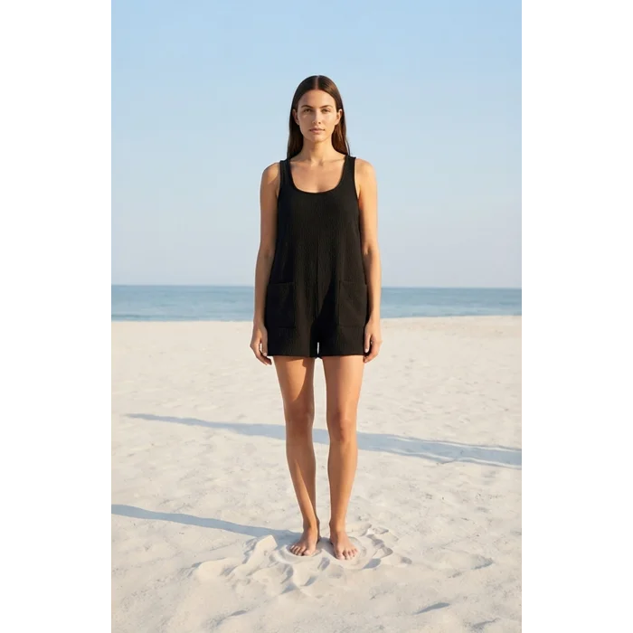 Kadın Siyah Mini Cepli Tulum Plaj Elbisesi – Şık, Rahat ve 4 Mevsim Kullanıma Uygun