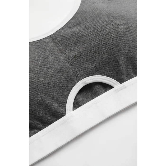 Kadın Gri Antrasit Kaşkorse ve Beyaz Lastikli Cut-Out Tanga Külotlu Takım – Modern, Konforlu