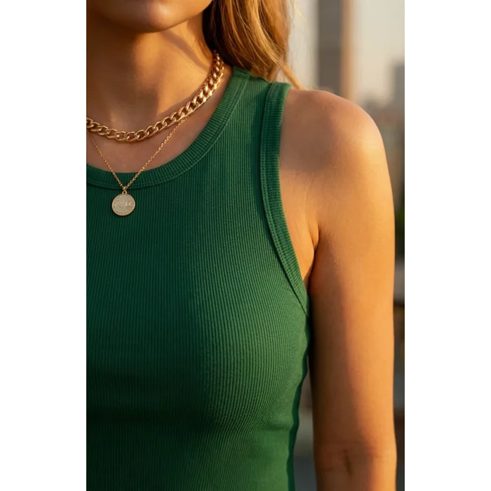 Kadın Yeşil Kare Yaka Crop Top Bluz – Şık, Rahat ve Kolay Kombinlenebilir