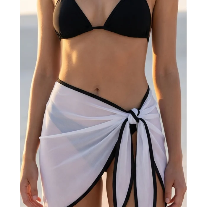 Kadın Siyah Beyaz Pareolu Yandan ve Boyundan Bağlamalı 3lü Bikini Takımı – Modern, Konforlu ve Günlük Kombinlere Uygun