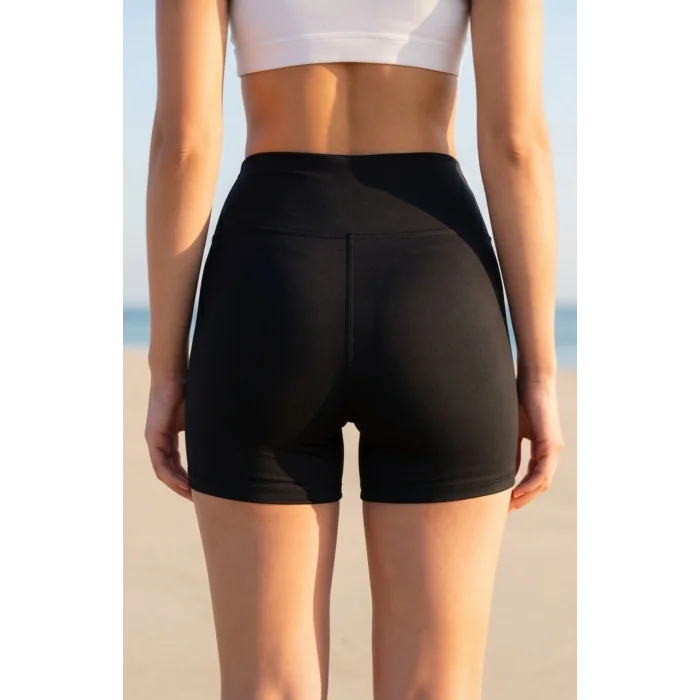 Kadın Siyah Yüksek Bel Mini Deniz Şortu – Modern ve Şık Tasarım