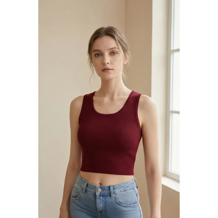 Kadın Bordo Kare Yaka Crop Top Bluz – Şık, Rahat ve Kolay Kombinlenebilir