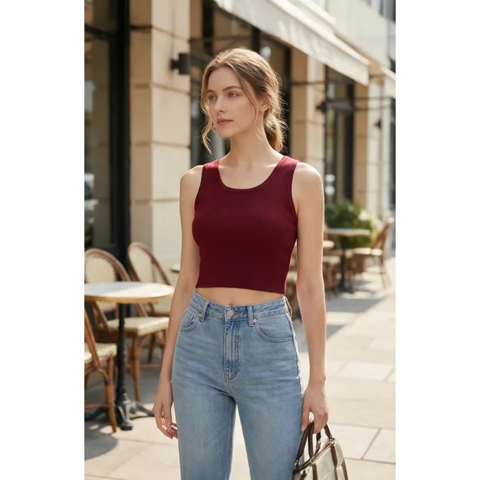 Kadın Bordo Kare Yaka Crop Top Bluz – Şık, Rahat ve Kolay Kombinlenebilir