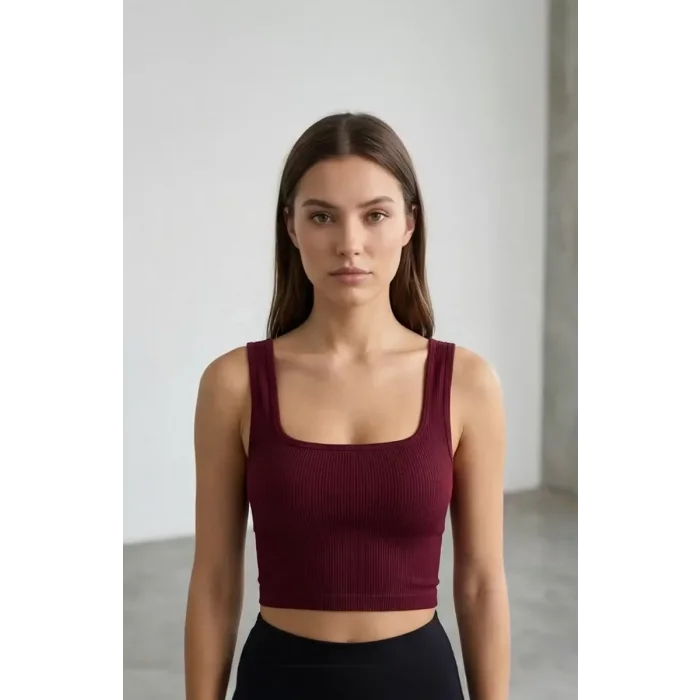 Kadın Bordo Kalın Askılı Crop Top Büstiyer – Modern ve Şık Tasarım