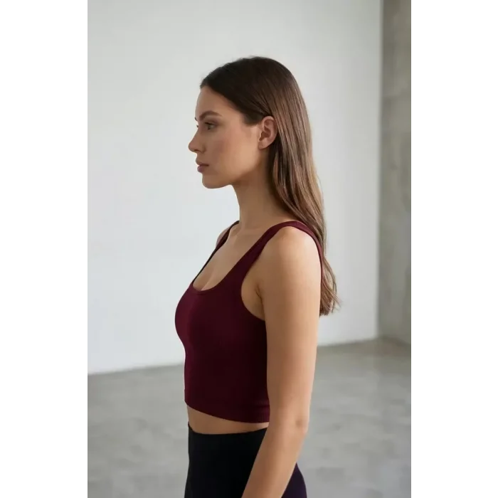 Kadın Bordo Kalın Askılı Crop Top Büstiyer – Modern ve Şık Tasarım