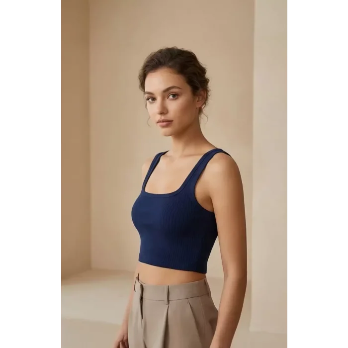 Kadın Lacivert Kalın Askılı Crop Top Büstiyer – Modern ve Şık Tasarım