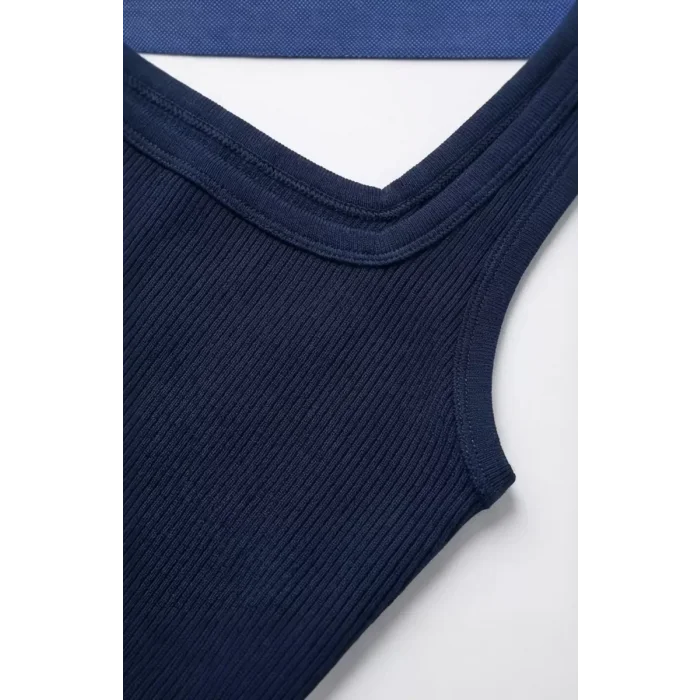 Kadın Lacivert Kalın Askılı Crop Top Büstiyer – Modern ve Şık Tasarım