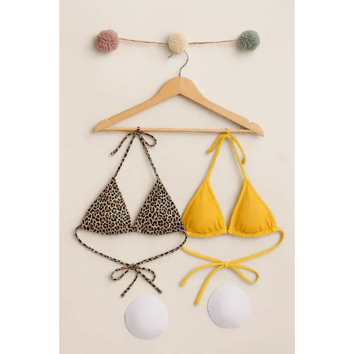 Kadın Leopar Desenli ve Sarı Minimal Kesim Üçgen Bikini Üstü – Modern ve Şık Tasarım