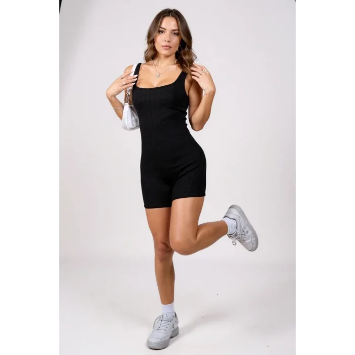 Kadın Siyah Kalın Askılı Şortlu Kaşkorse Tulum Gecelik – Modern ve Şık Tasarım