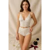 Kadın Beyaz Dantel Bralet Şort Takımı – Romantik ve Zarif İç Giyim