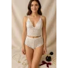 Kadın Beyaz Dantel Bralet Şort Takımı – Romantik ve Zarif İç Giyim