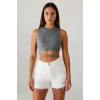 Kadın Gri Çapraz Bağlamalı Crop Top Büstiyer – Modern ve Şık Tasarım
