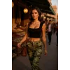 Kadın Siyah Kare Yaka Kalınlaşan Omuz Detaylı Crop Top Bluz