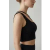 Kadın Siyah Tek Omuzlu Çapraz Askılı Crop Top Büstiyer – Modern ve Şık Tasarım