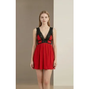Kadın Kırmızı Dantelli Sırtı Açık Gecelik – Modern ve Şık Tasarım