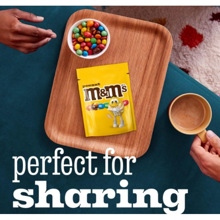 M&Ms İts More Fun Togetter Kırmızı Teneke Kutu 112 gr Çikolata Kaplı Yer Fıstıklı Draje