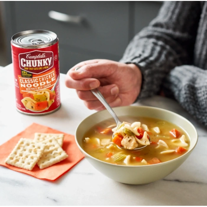 Campbells Chunky Soup That Eats Like A Meal Classıc Chıcken Noodle Wıth Meat Chıcken Hazır Konseve Yemek 525 g