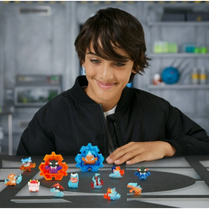 Mr Beast Lab Swarms 6 Mıcro Beasts Inside Lava + Ice 5 Yaş Üstü Oyun Seti