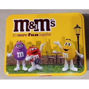 M&Ms İts More Fun Togetter Sarı Teneke Kutu 330 gr Çikolata Kaplı Yer Fıstıklı Draje