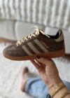 Adidas Handball Spezial Dark Brown Beige Unisex Sneaker