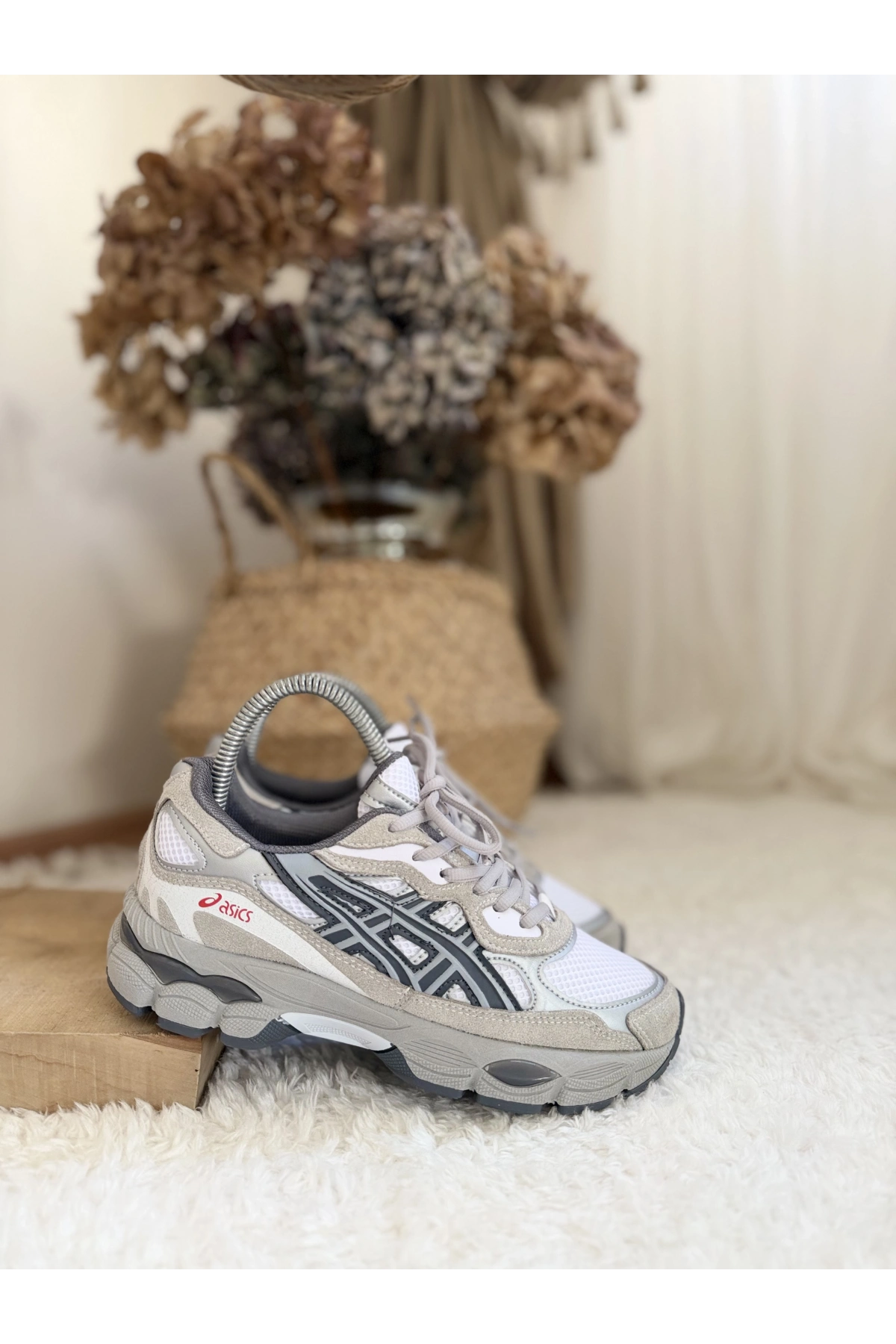 ASICS GEL-1130 Cream / Grey Unisex Sneaker