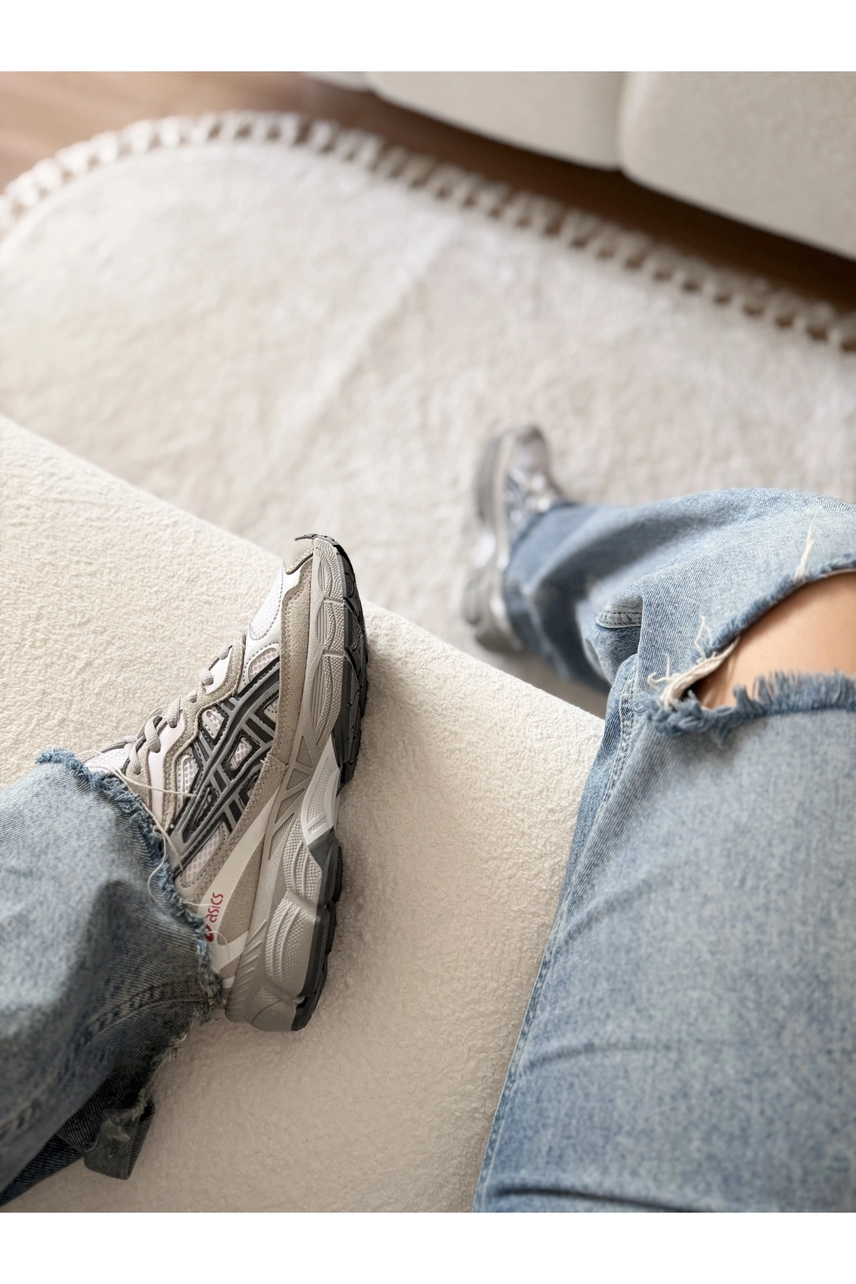 ASICS GEL-1130 Cream / Grey Unisex Sneaker