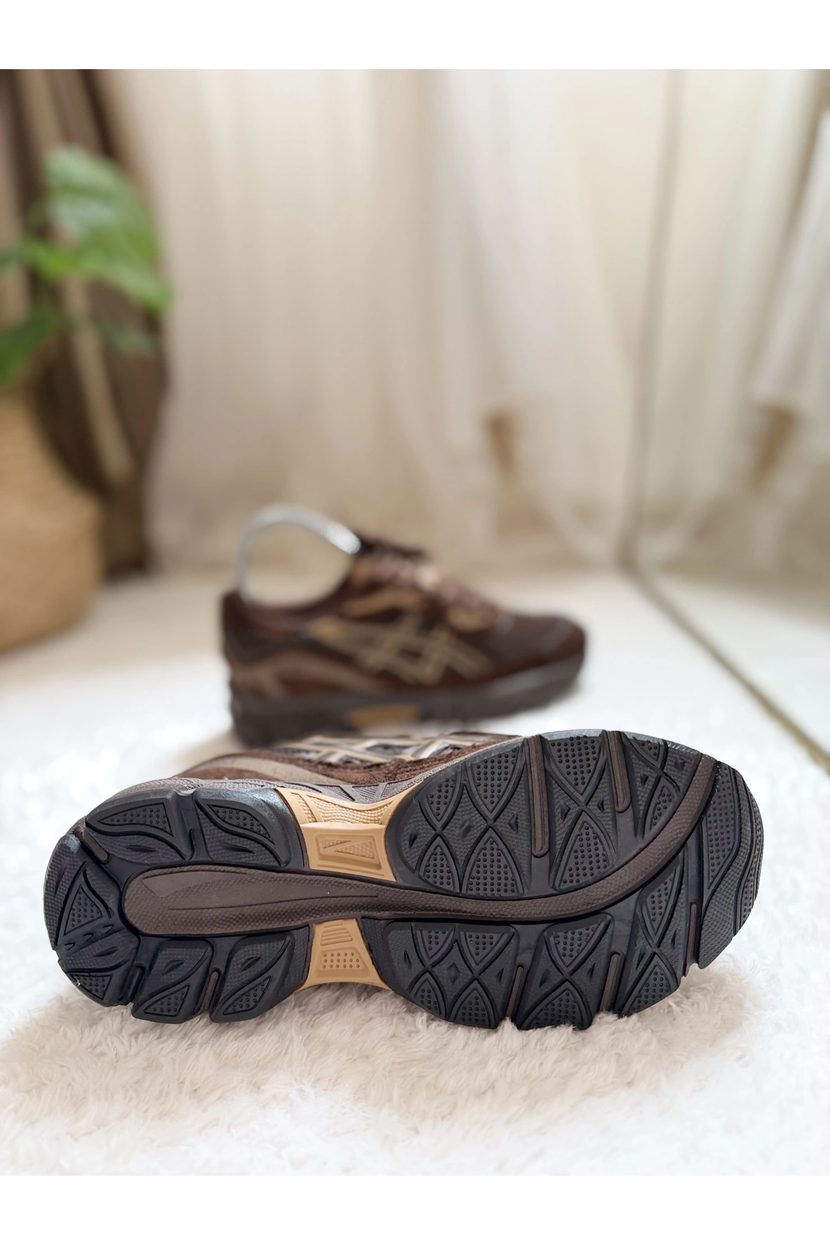 ASICS GEL-1130 Brown / Beige Unisex Sneaker