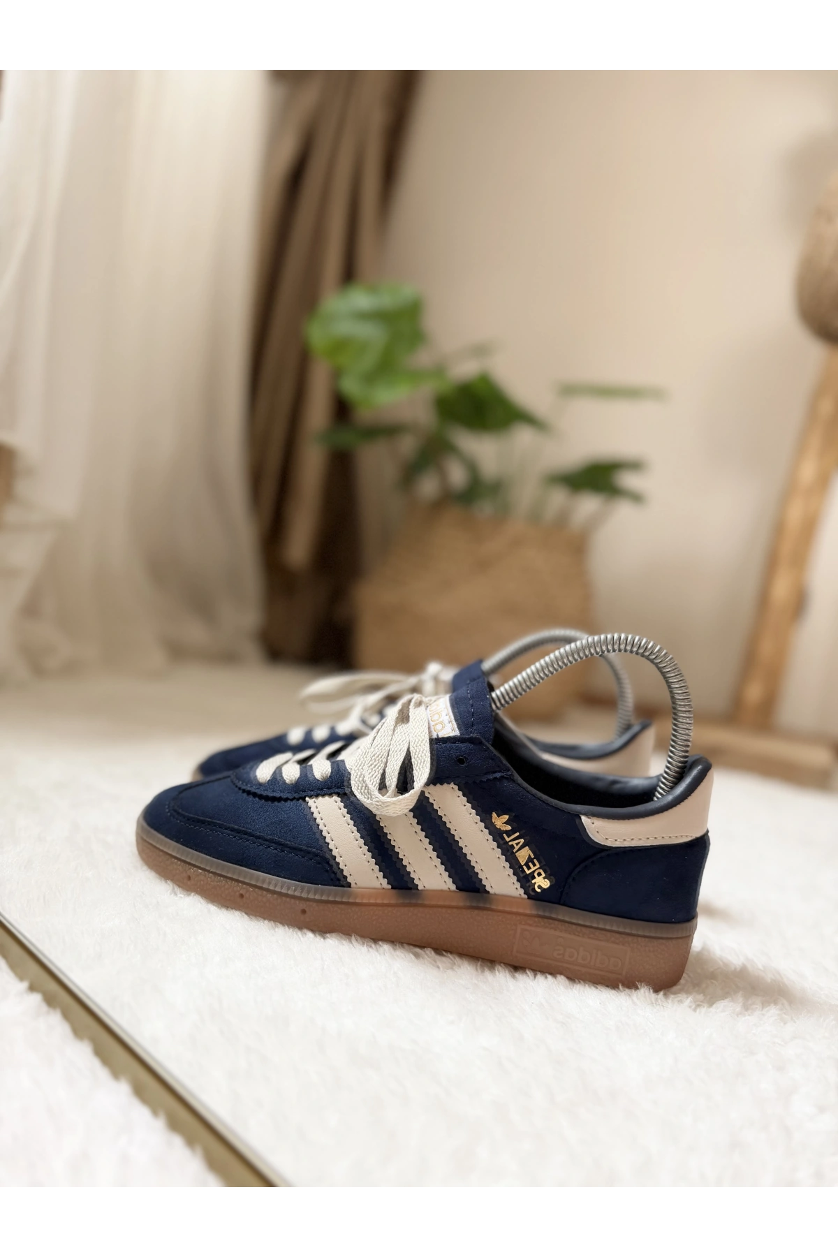 Adidas Samba OG – Navy / White Gum