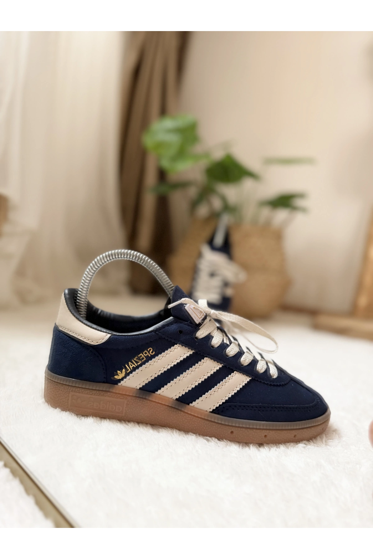 Adidas Samba OG – Navy / White Gum