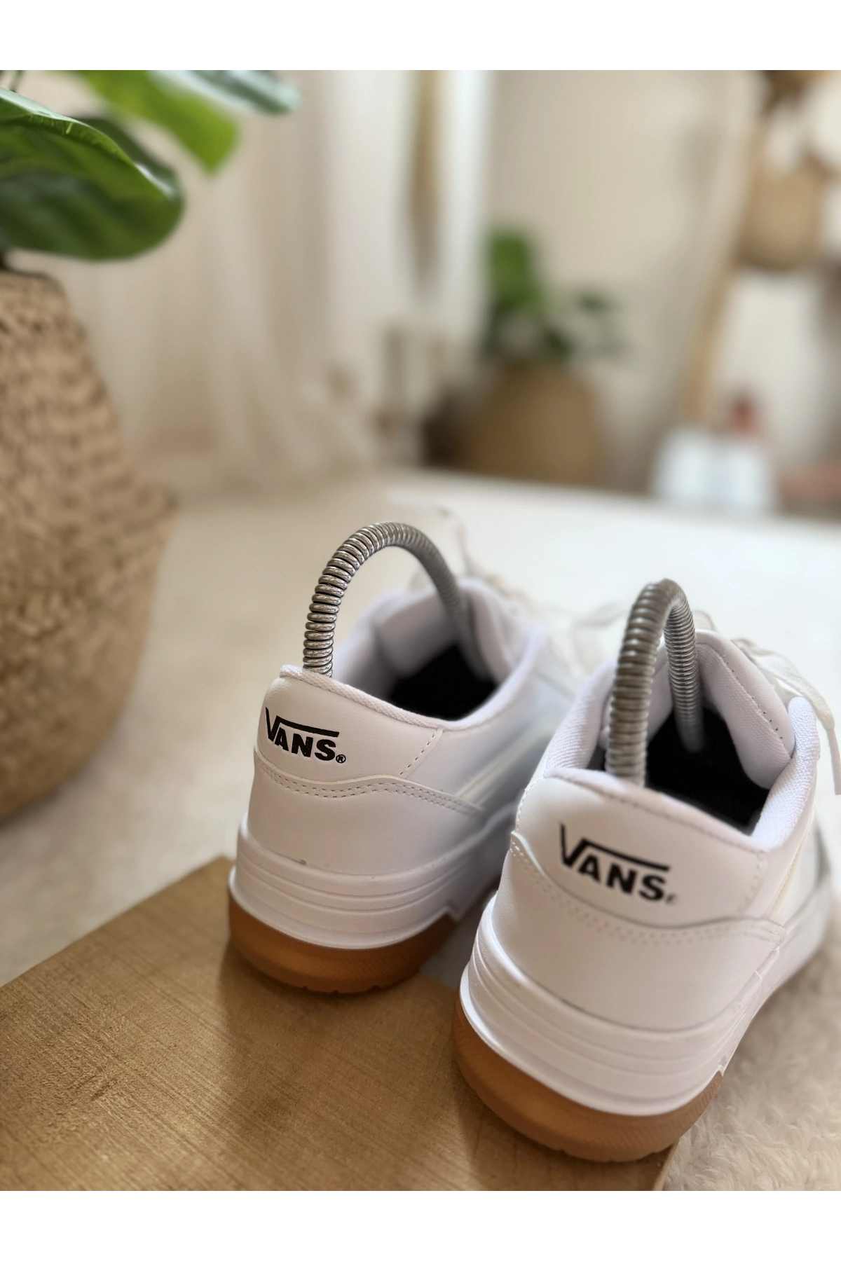 Vans Sk8-Low Platform – White / Gum