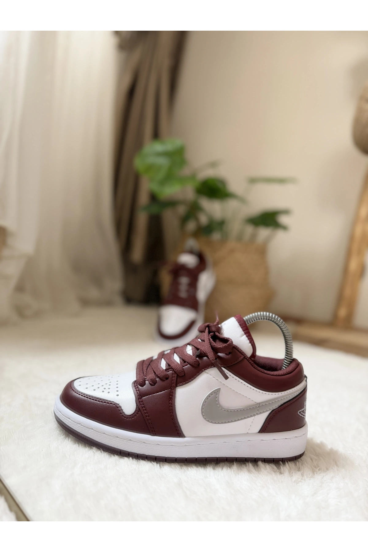 Nike Air Jordan 1 Low – Bordeaux / White