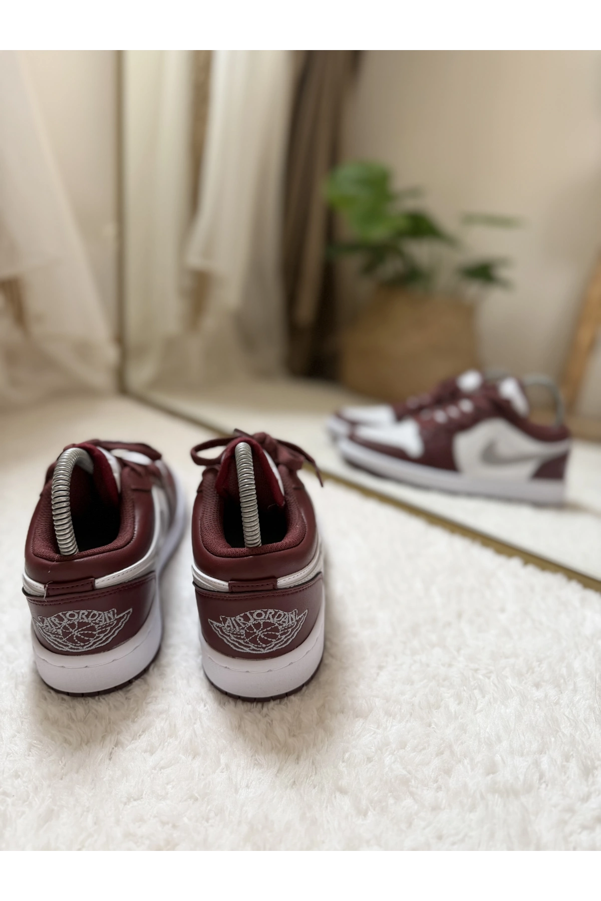 Nike Air Jordan 1 Low – Bordeaux / White