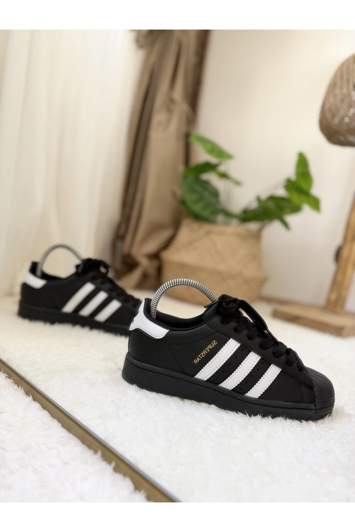 Adidas Superstar Core Black / Cloud White Unisex Sneaker