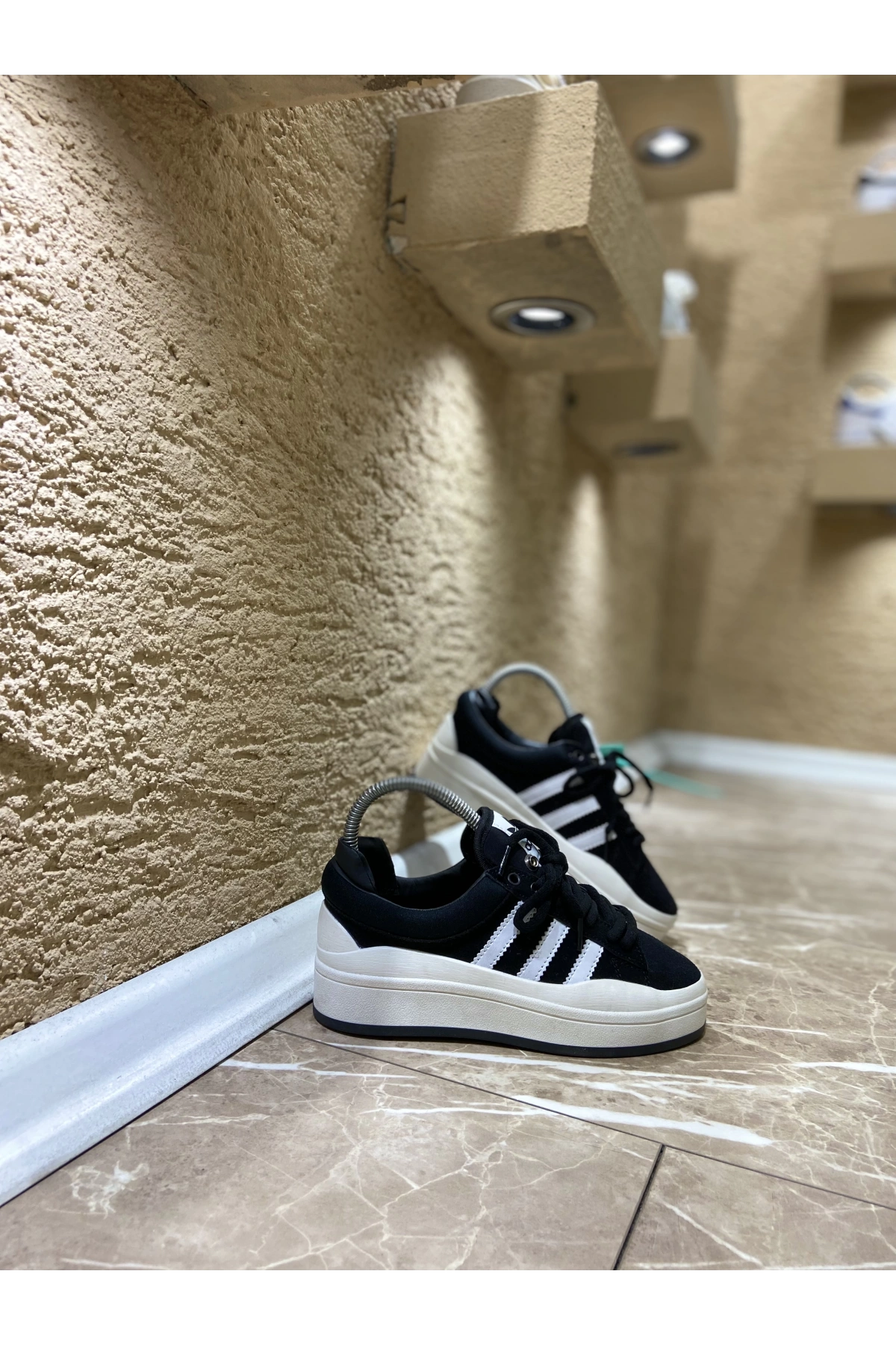 Adidas Bad Bunyy Siyah Beyaz