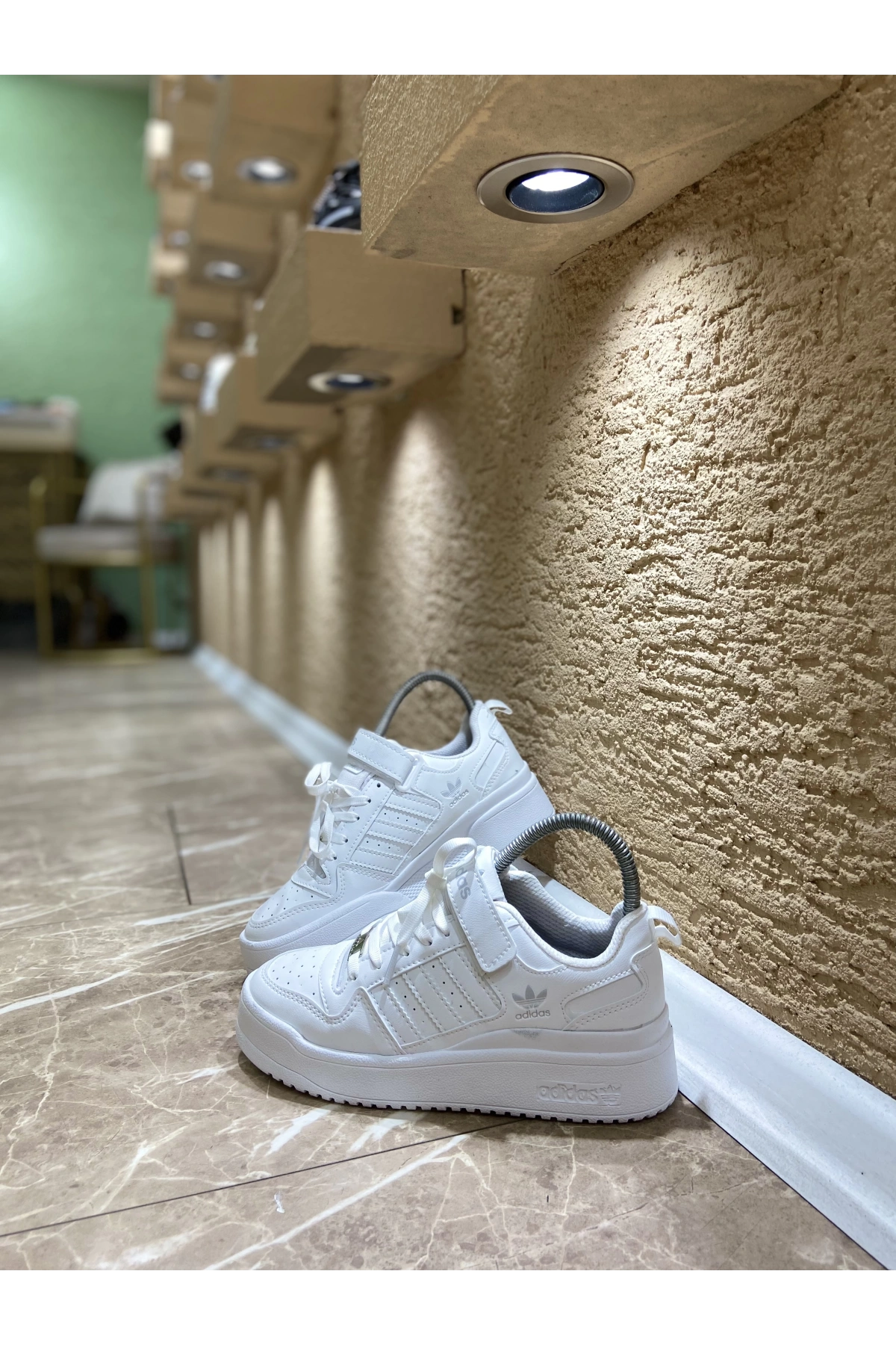 Adidas Forum Low Beyaz Cırt Detaylı İthal Spor Ayakkabı