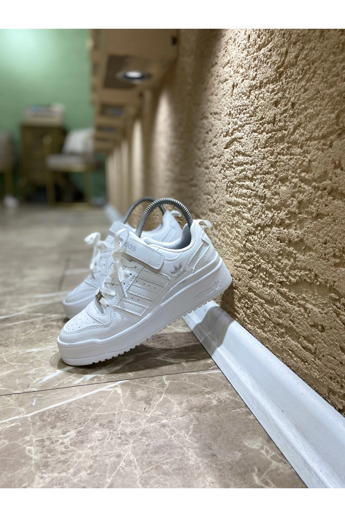 Adidas Forum Low Beyaz Cırt Detaylı İthal Spor Ayakkabı