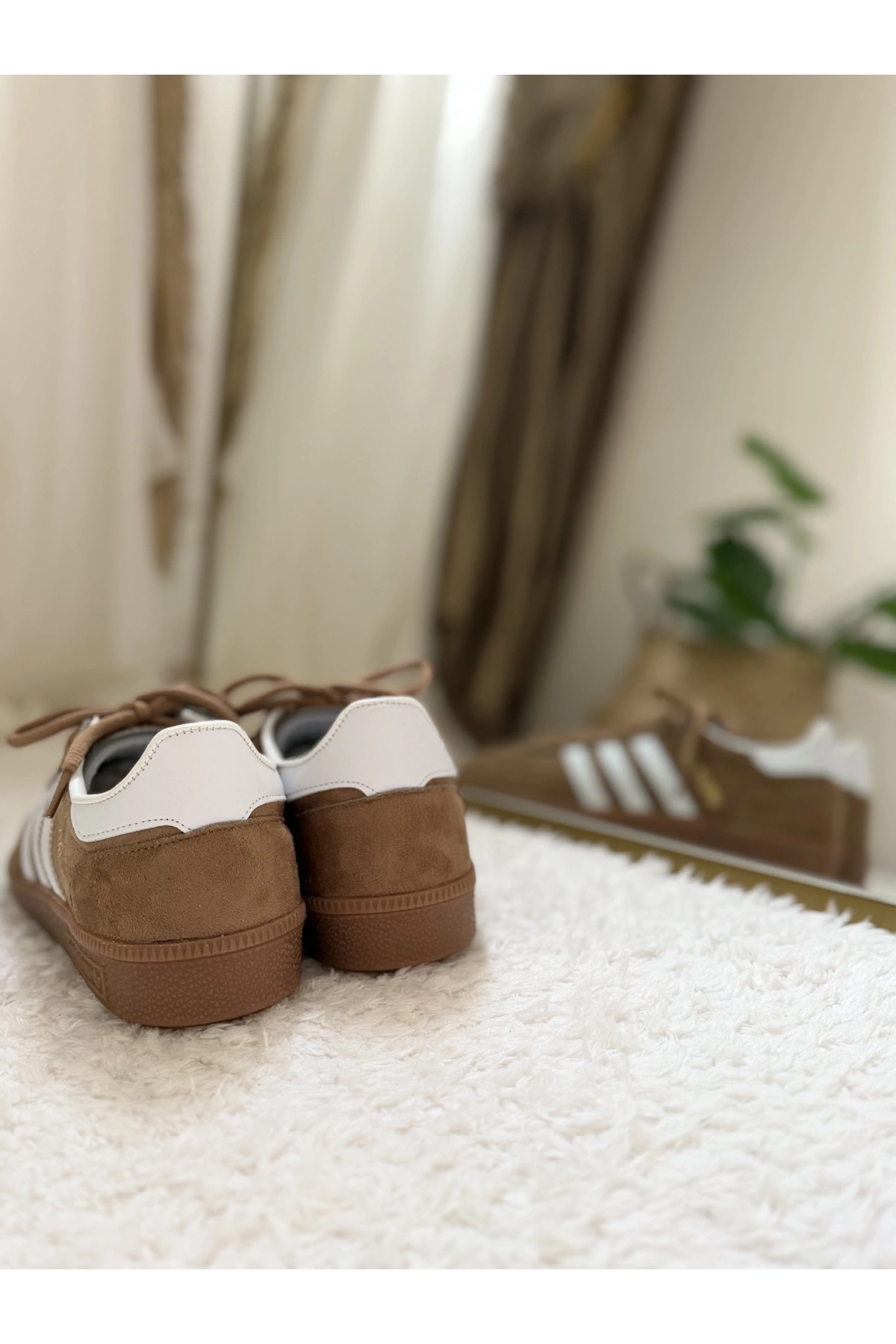 Adidas Handball Spezial Brown White Unisex Sneaker