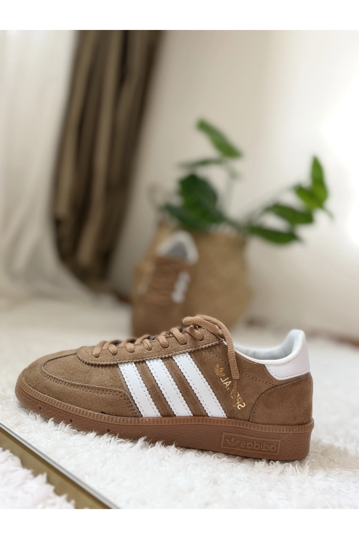 Adidas Handball Spezial Brown White Unisex Sneaker