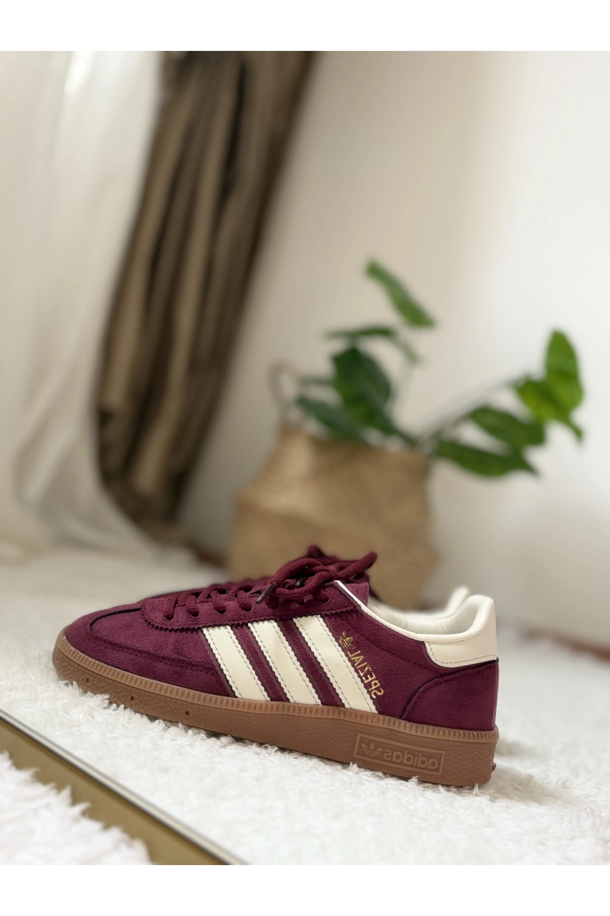 Adidas Handball Spezial Burgundy White Unisex Sneaker