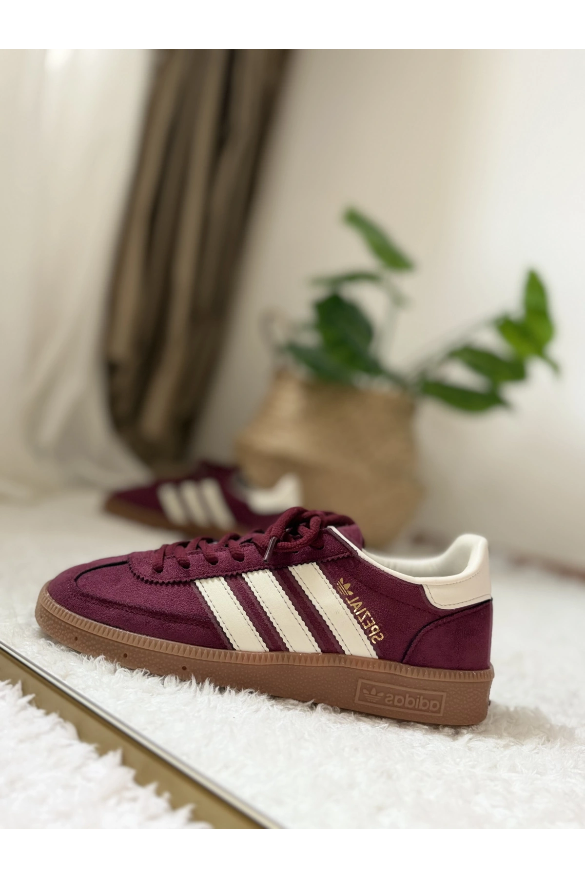 Adidas Handball Spezial Burgundy White Unisex Sneaker