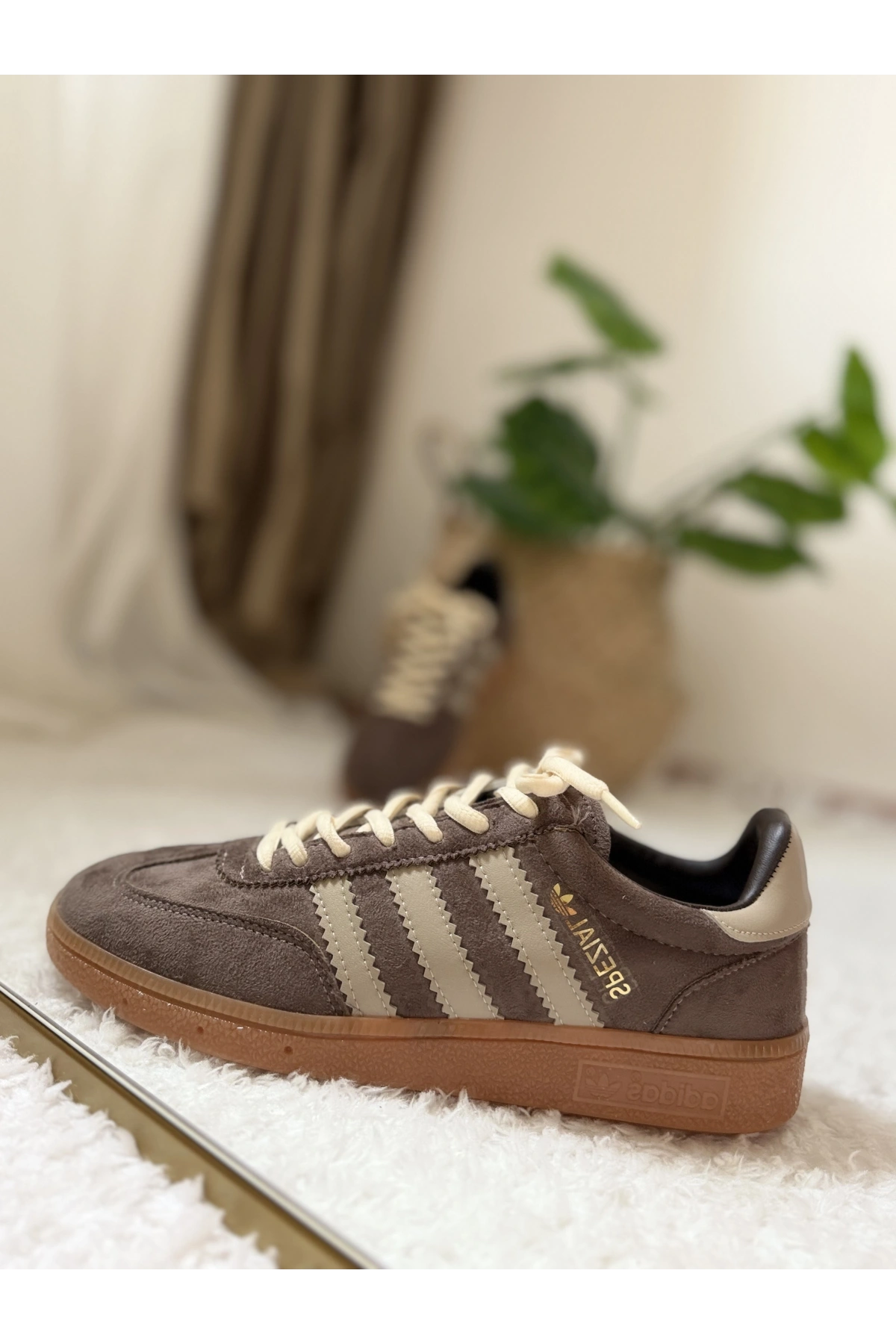 Adidas Handball Spezial Dark Brown Beige Unisex Sneaker