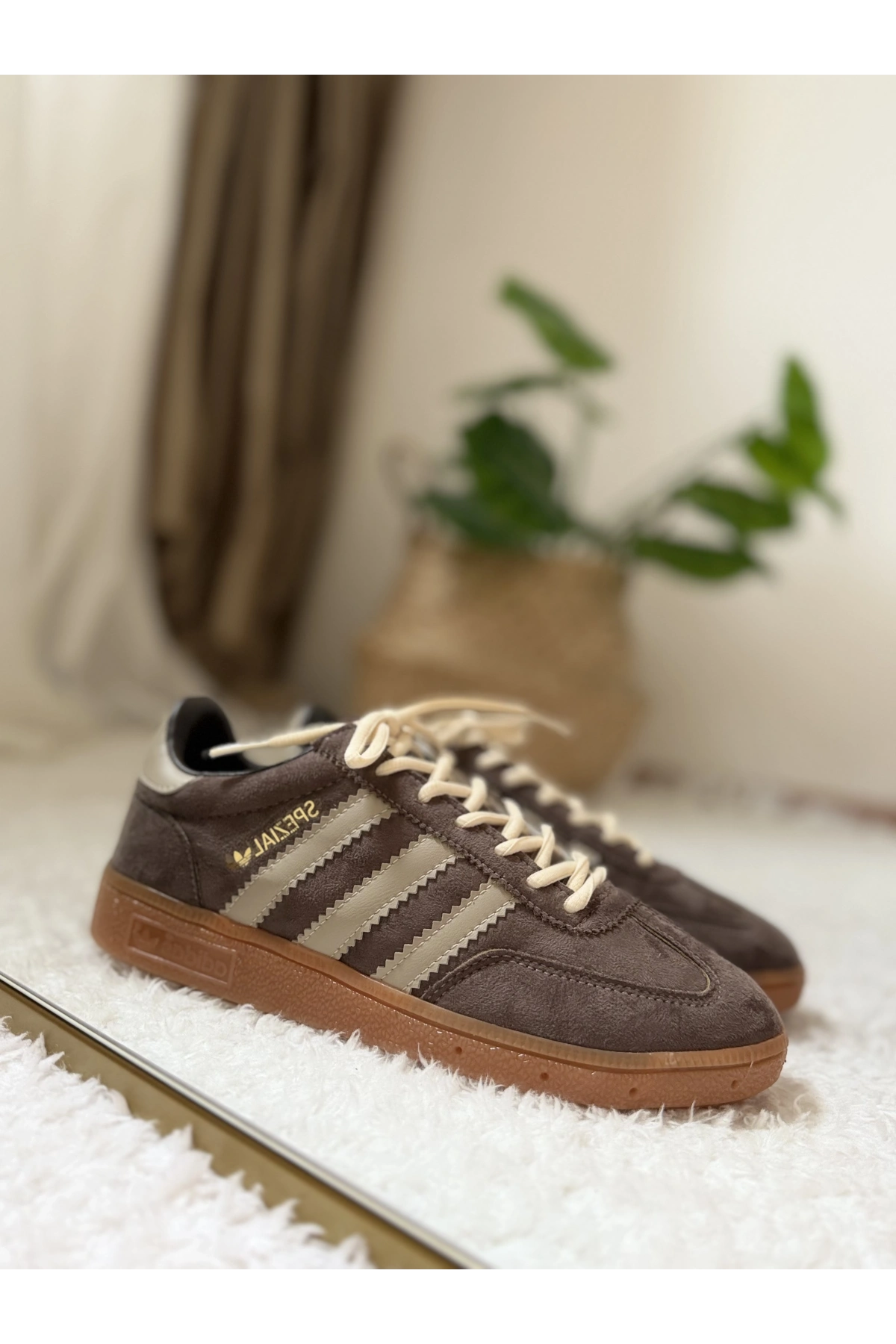 Adidas Handball Spezial Dark Brown Beige Unisex Sneaker
