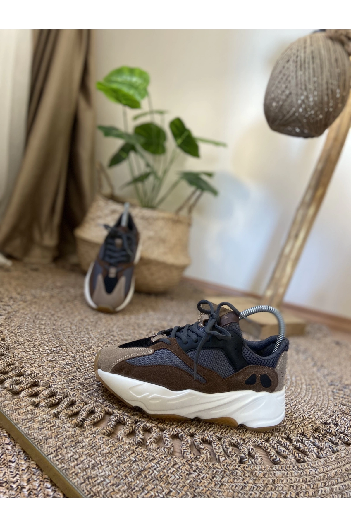 Adidas Yeezy Boost 700 Kahve Krem Spor Ayakkabı