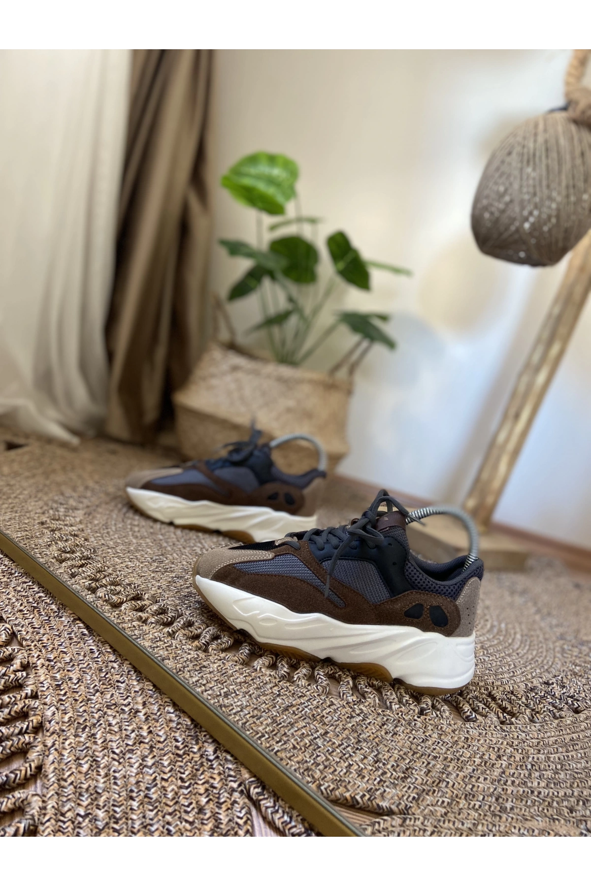 Adidas Yeezy Boost 700 Kahve Krem Spor Ayakkabı