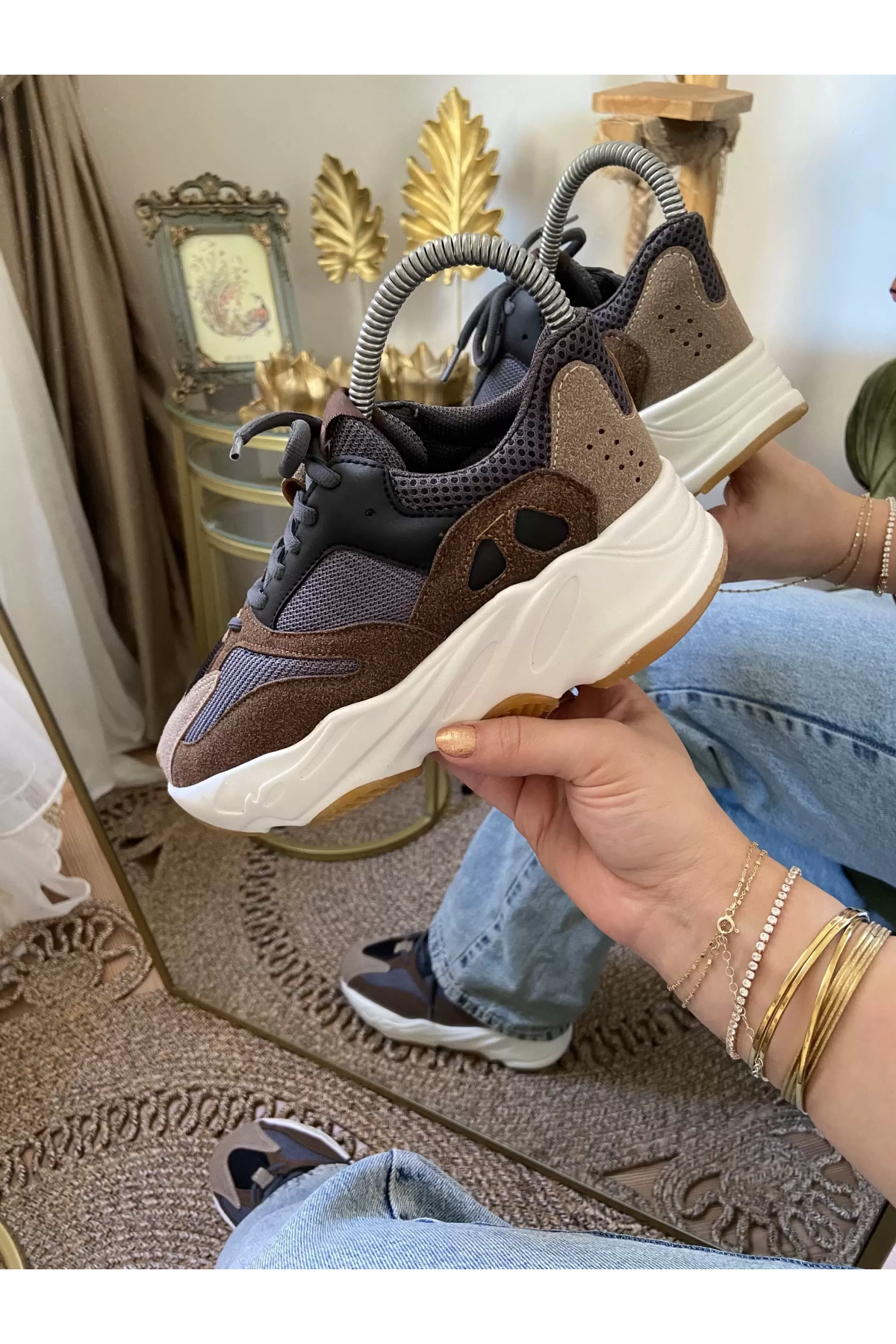 Adidas Yeezy Boost 700 Kahve Krem Spor Ayakkabı