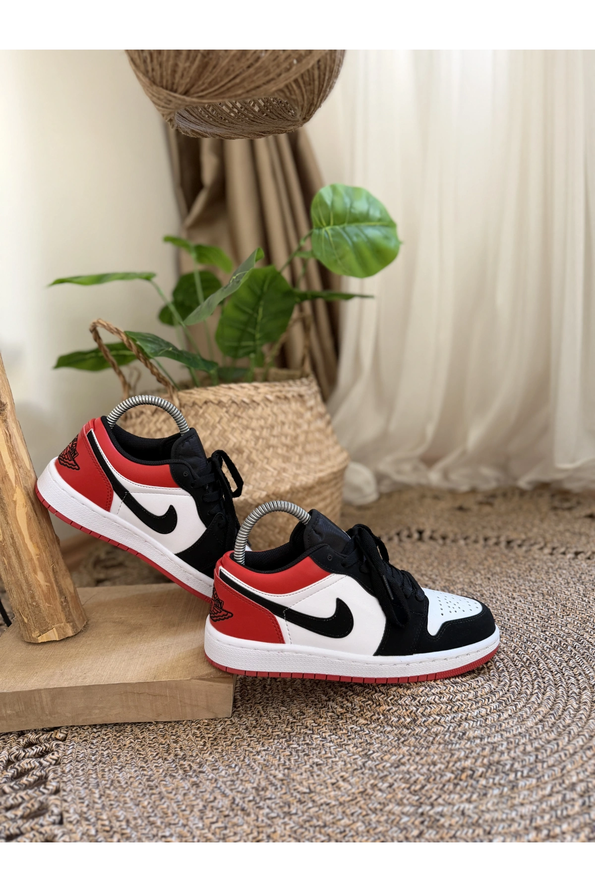 Nike Air Jordan 1 Low Chicago Unisex