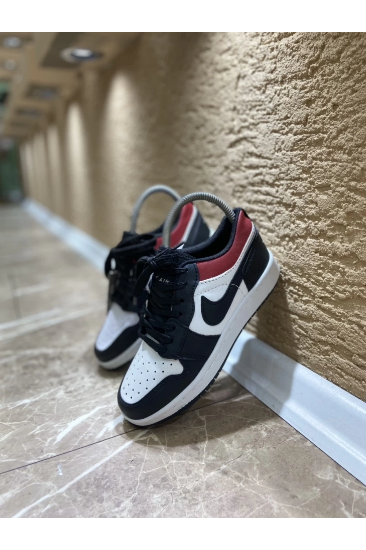 Nike Air Jordan Kısa Siyah Kırmızı Spor Ayakkabı